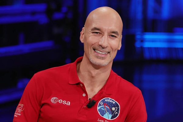 MILAN, ITALY - NOVEMBER 20:  Luca Parmitano attends 'Che Tempo Che Fa' Tv Show on November 20, 2016 in Milan, Italy.  (Photo by Stefania D'Alessandro/Getty Images)